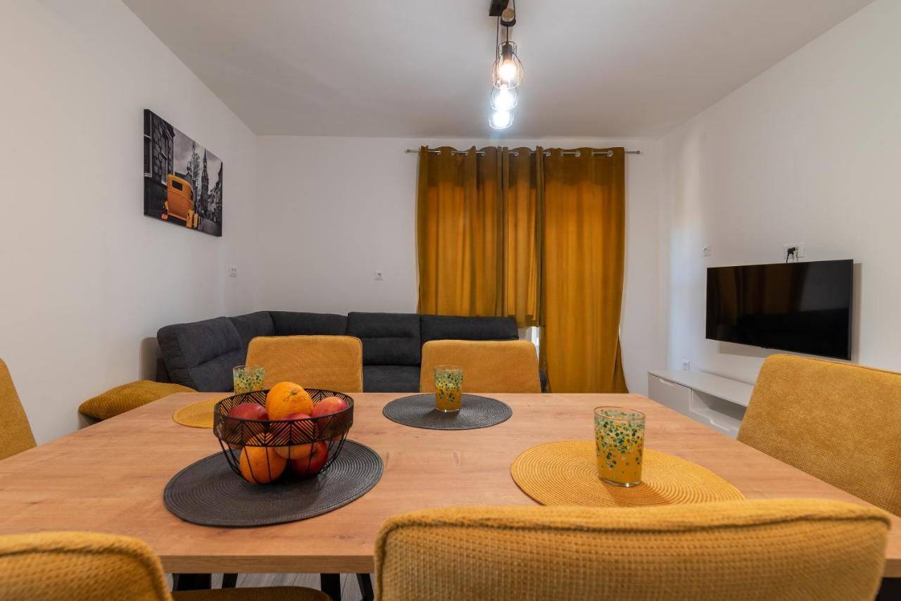 Apartman Galeb Trogir Eksteriør billede